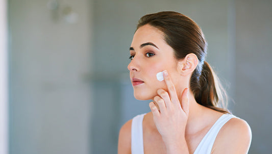 Meet Your Skin's New Moisture Shield — Duvitin Moisturizing Cream