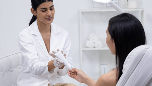 Mineral vs Chemical Sunscreen: What Dermatologists Recommend for Daily Protection